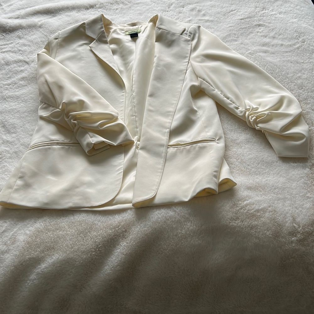 Cream suit jacket